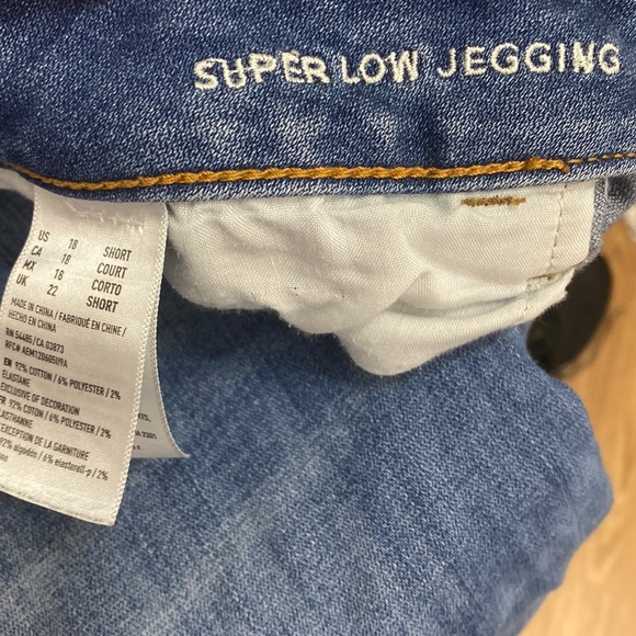 American Eagle Super Low Rise Distressed Patchwork Jegging Size 18 Short - Picture 11 of 15
